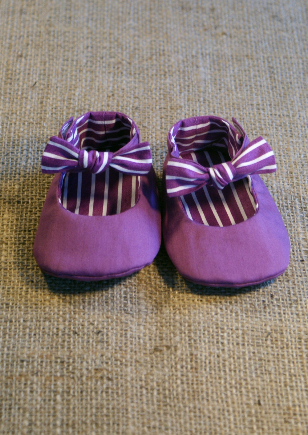 Tuxe Baby Shoes - PDF Pattern - Newborn to 18 months.