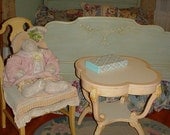 Vintage Cottage Chic Painted Table 4 Leaf Clover Pink Furniture