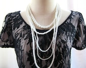 Vintage Style Pearl Necklace Long Pearl Necklace Carrie Bradshaw Pearl Necklace Girly Pearl Necklace Weddings Cocktail Prom - SATC Blanc