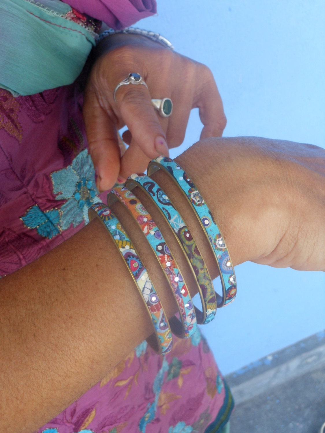 Shisha bracelets Set 2 - 5 narrow (Only 4 shown in photo)