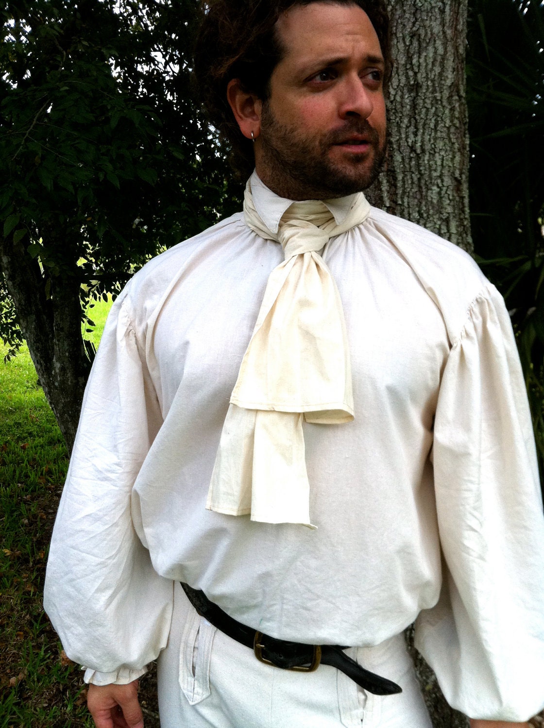 Colonial Cravat