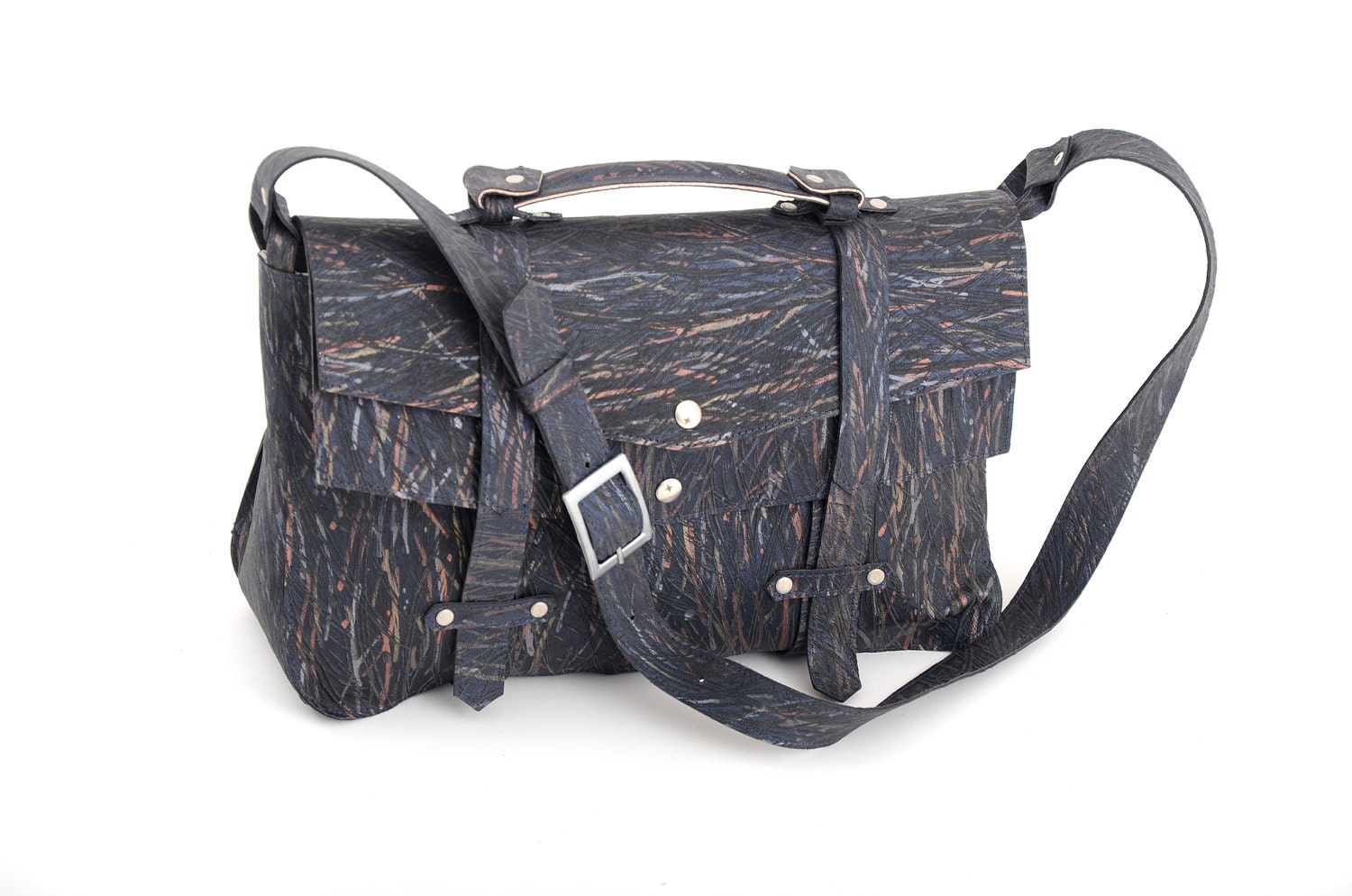 Leather messenger bag - shoulder bag - Bang bag Extravagant