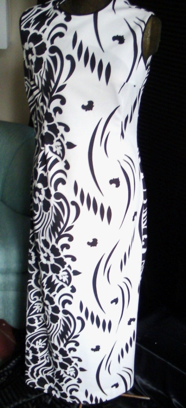 Seventies Sleeveless Sexy Black and White Stylized Floral Dress