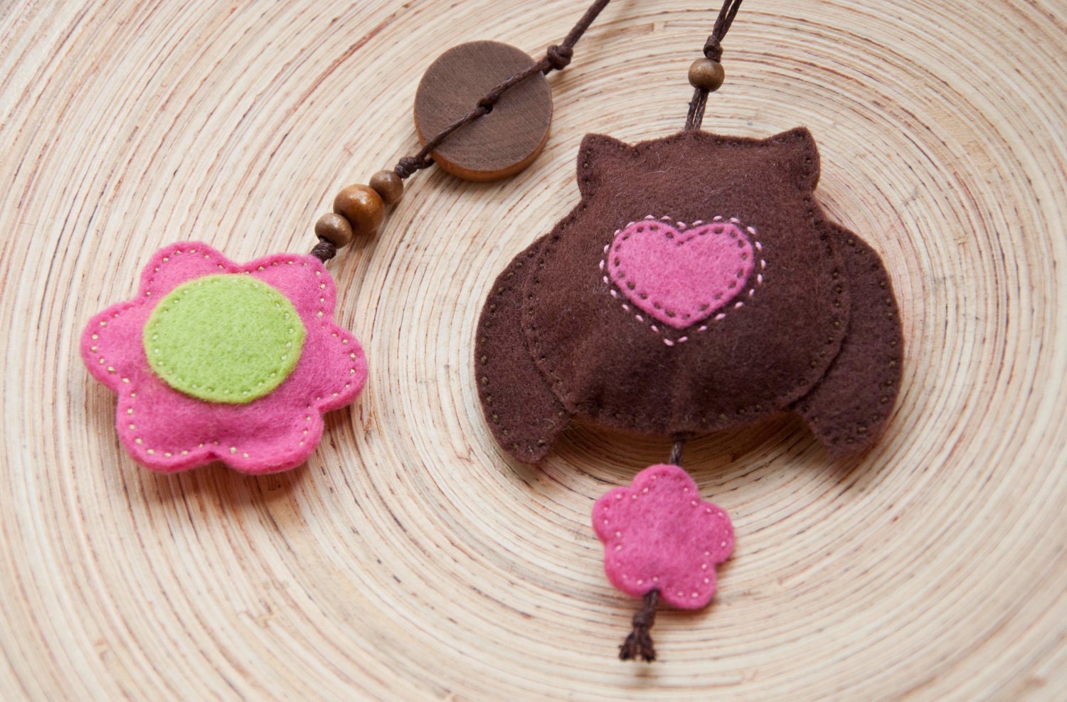 Big brown owl felt bookmark