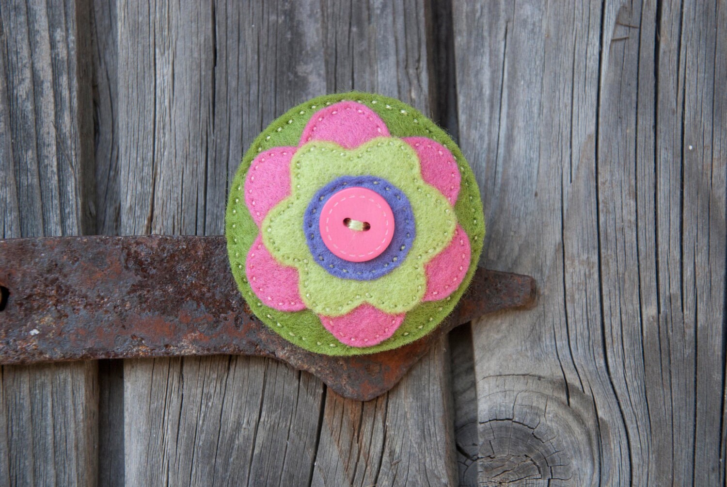 Blooming flower felt brooch