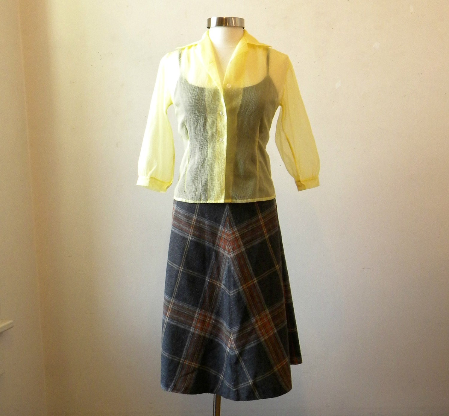 Vintage Sheer Blouse / Yellow 70s Chiffon / Fitted / M