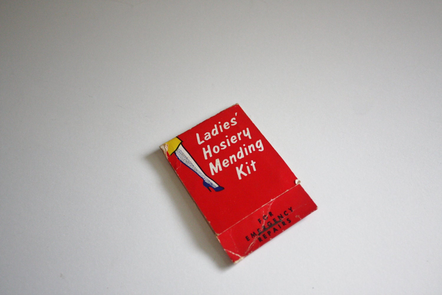 Vintage 50's/60's Wonder Bread Sewing Hosiery Mending Repair Kit