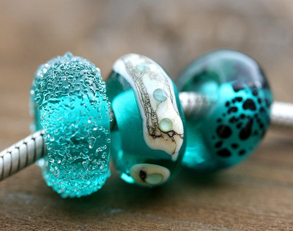 Handmade lampwork glass beads, large hole - fits European Charm Bracelets - SRA - OCEAN Life - teal green