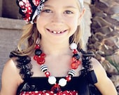 Mousin Around chunky necklace with minnie shaped beads