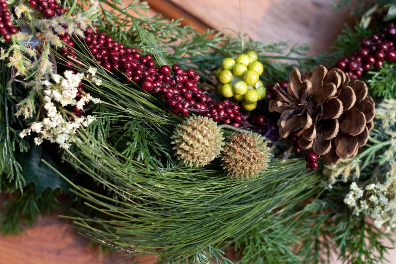 Holiday wreaths brightboldbeautiful.com Front Door Wreath