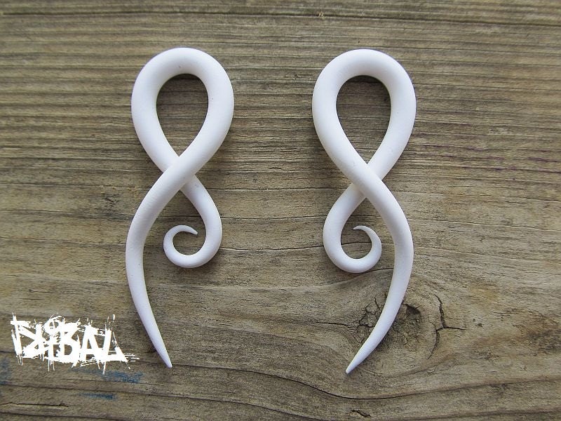 Whiteout Tribal 6g, 4g, 2g, 0g, 00g, 000g, 1/2"