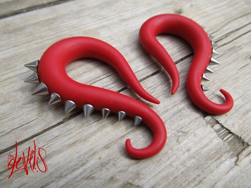 Devils 2g, 0g, 00g, 000g Plugs