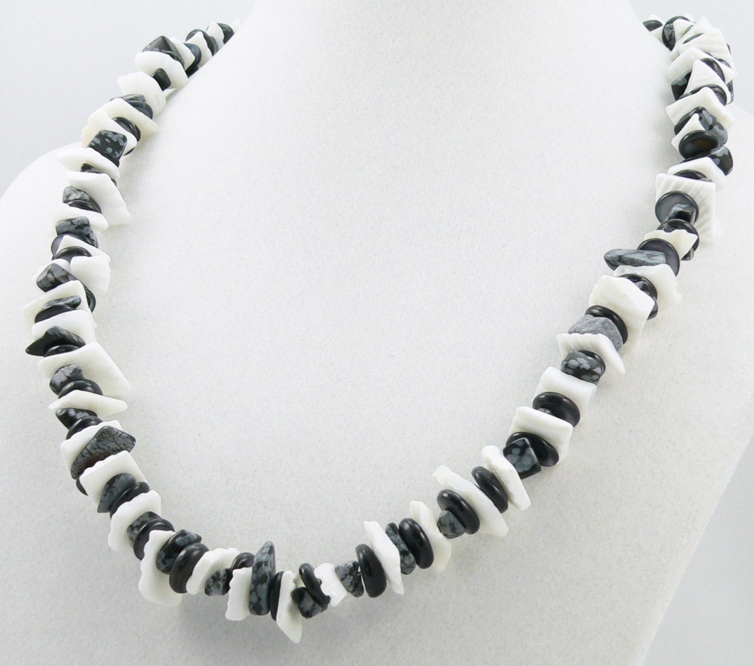 Zebra - Gemstones and Shells Black & White Necklace and Earrings Jewelry Set - Artisan Jewelry