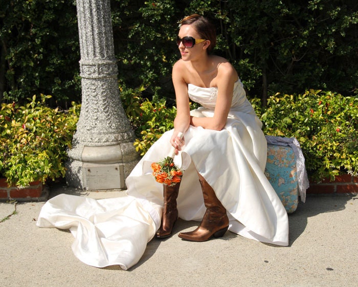 Wedding dress . Bridal Wedding Gown . strapless