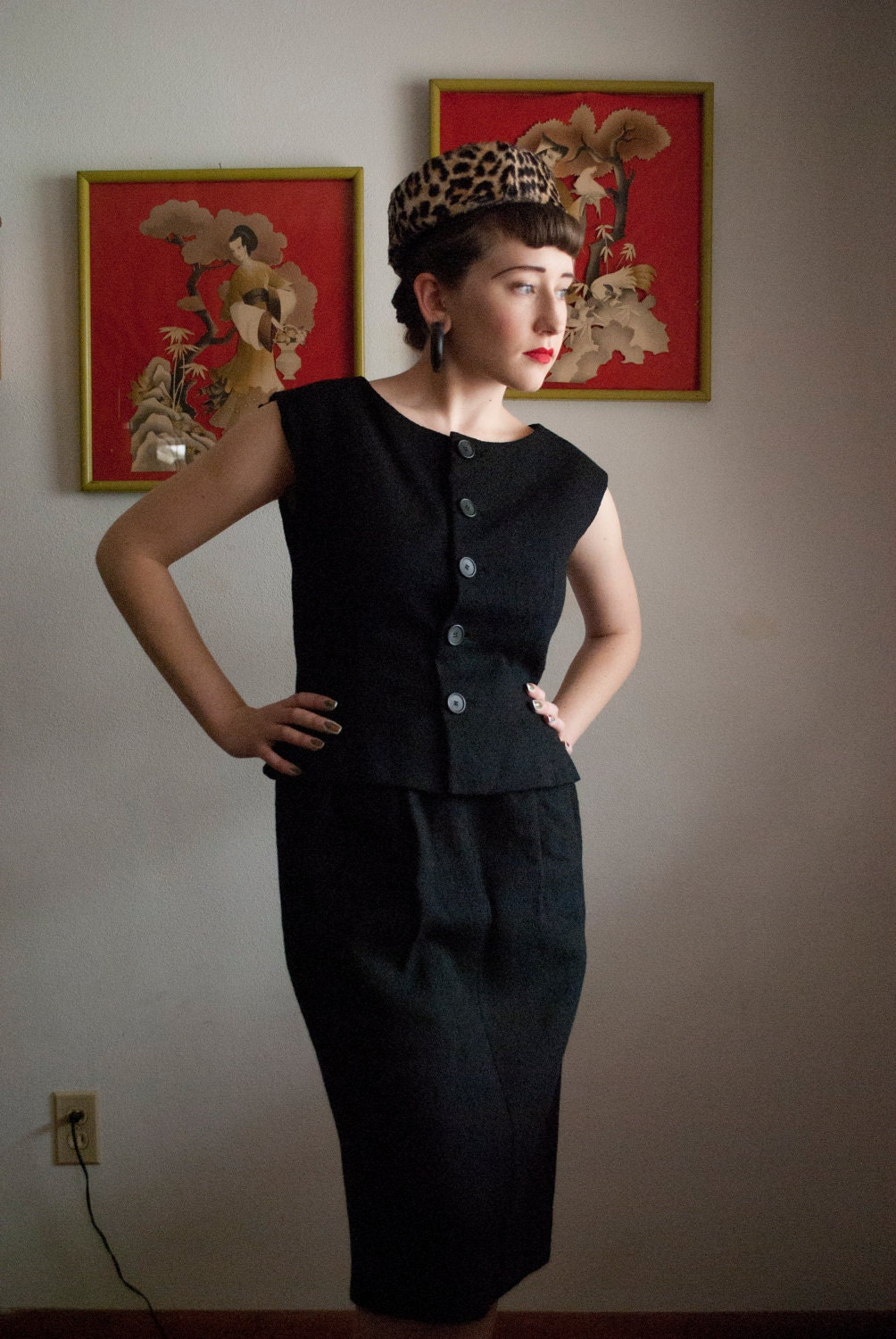 Elegant Early 60's Black Wool Hopsack Couture Quality Suit from Marshalls 28 Shop Size-M/L
