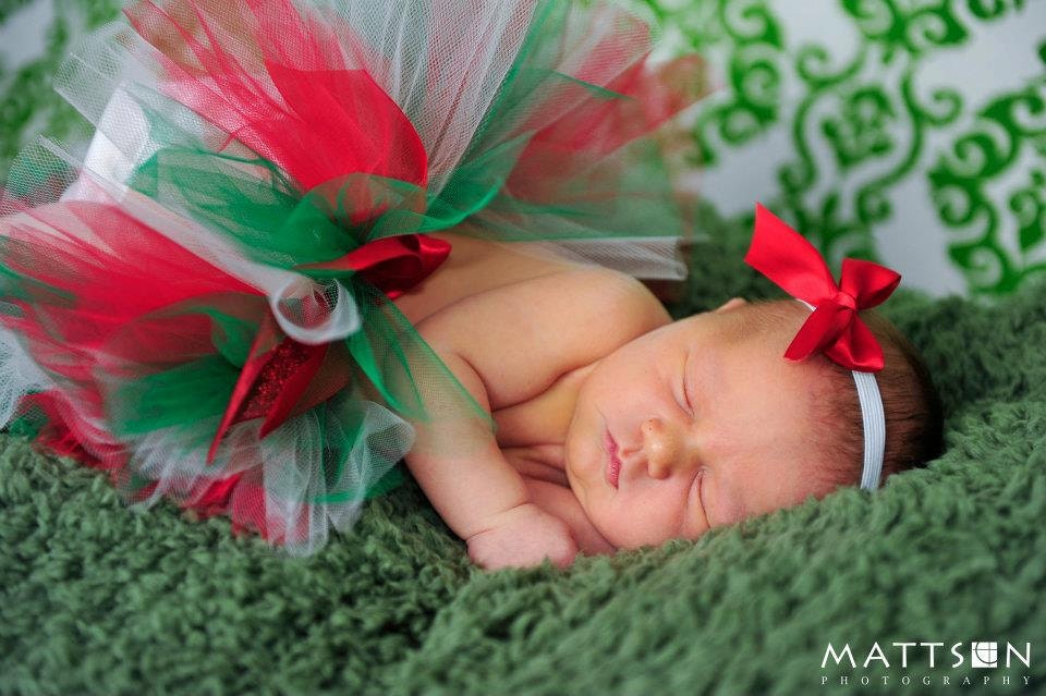 Christmas Holiday Tutu - Red Ivory White Green - Newborn Infant Baby Toddler Girl Outfit - Photography Prop - December Birthday Present