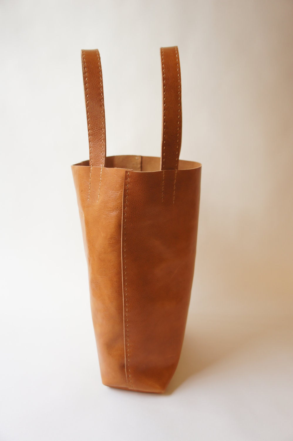 Simple Leather Tote - Cognac