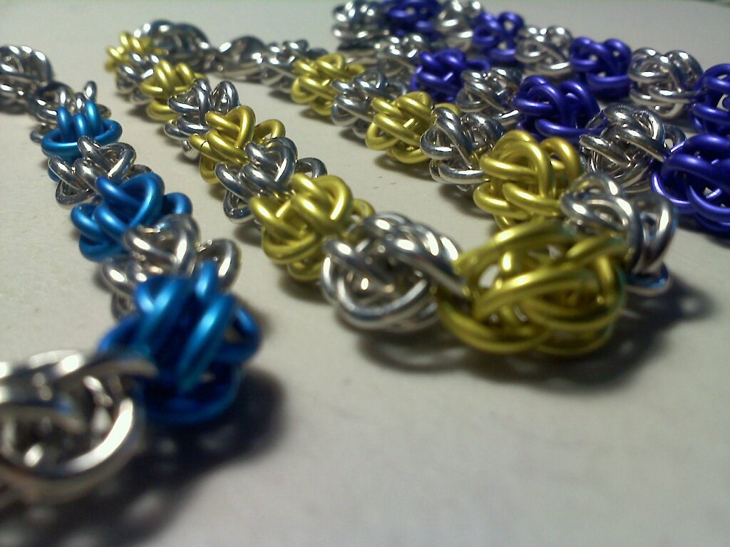 Handmade Chainmail Sweet Pea Bracelet