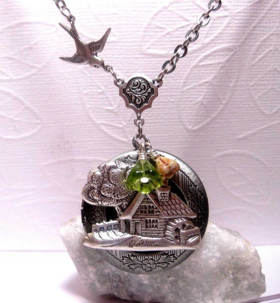 Country Home Silver Locket Necklace With Bird And Green