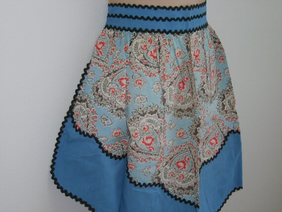 Vintage Half Apron blue paisley floral cotton 50's farm house