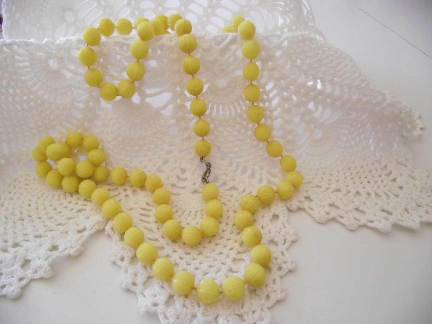 Vintage necklace celluloid plastic yellow ribbed beads