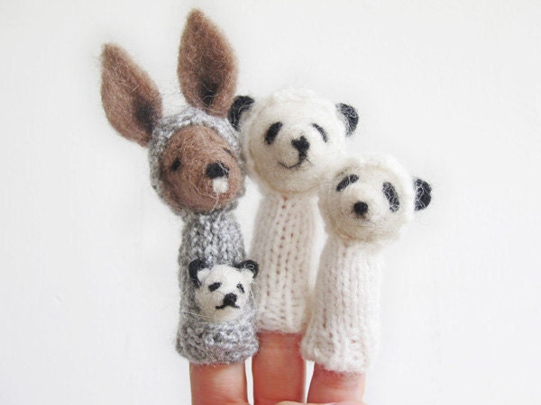 FINGER PUPPET MOBILE / Wall Hanging, Needle-Felted Kangaroo & Panda Family, Nursery or Home Decor and Soft Toy for a baby or a child