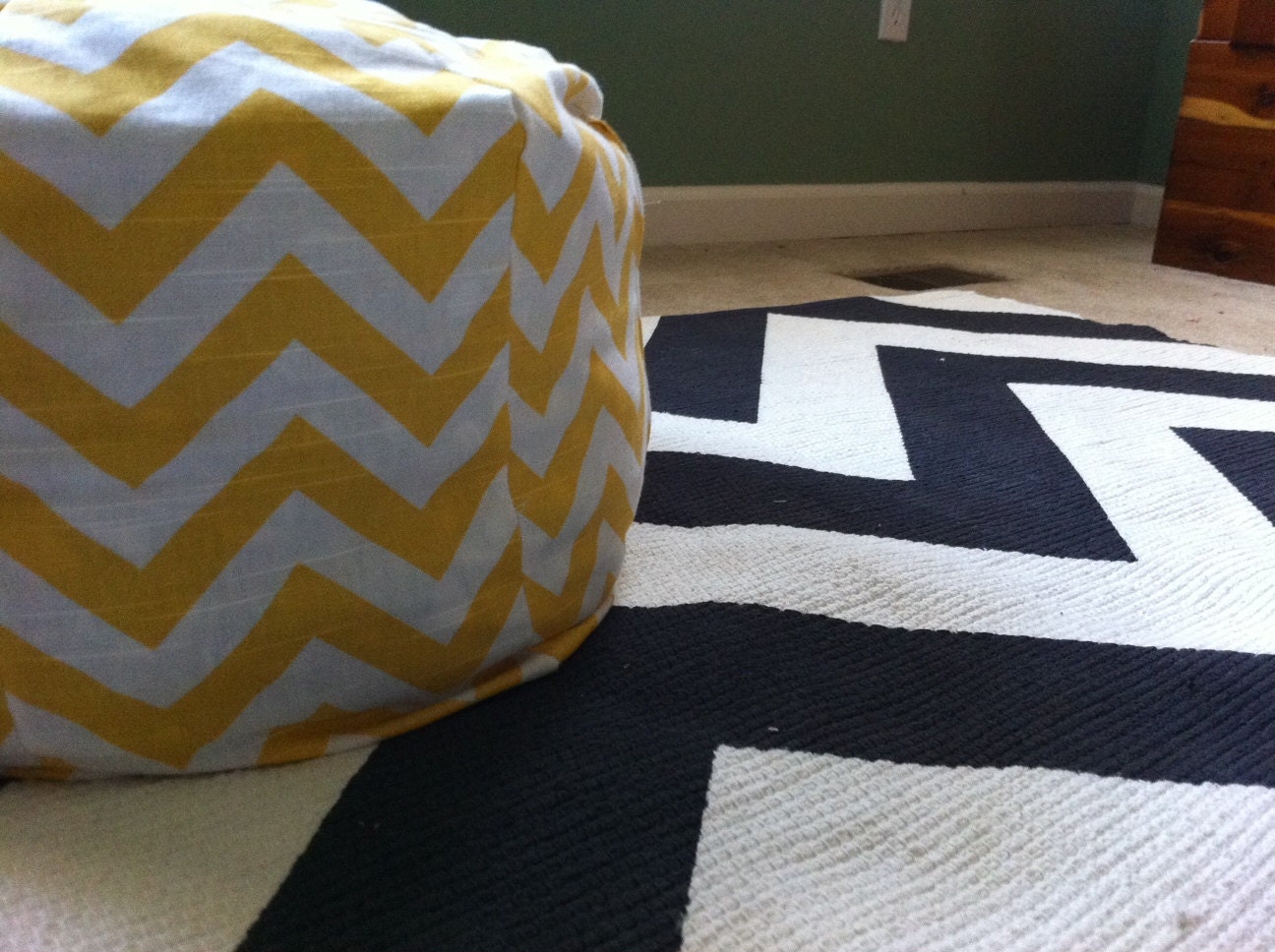 Chevron Rug, 5x7 Charcoal Gray