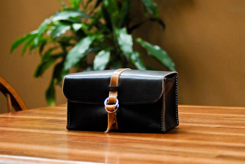 Horween Chromexcel leather Dopp kit