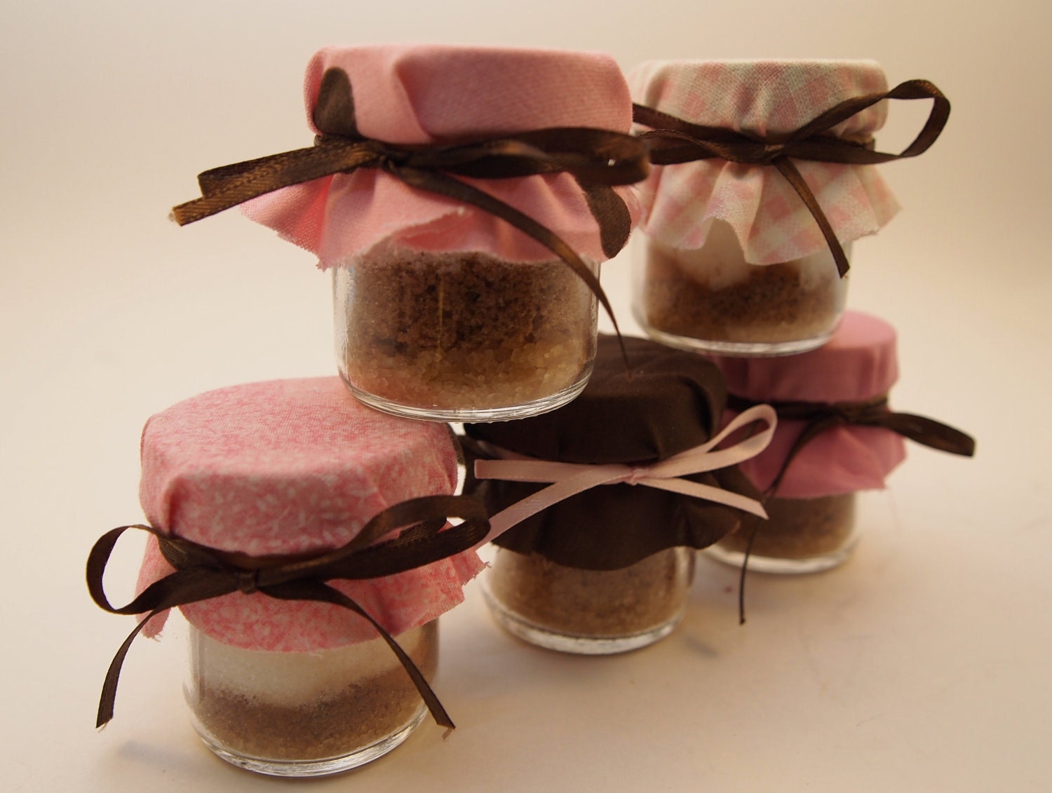 30 Baby Shower Favors with labels in Custom Colors