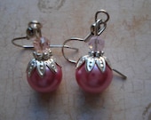 Peachy Rose Colored Glass Pearl's Earring
