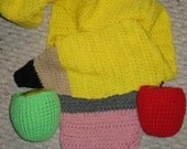 Crochet Pencil Scarf & Free Apple Cozy