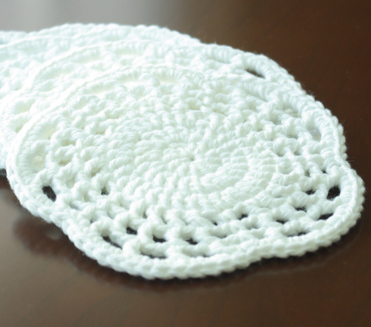 Doily Crochet EMILY Coaster Set of 4 - White - Round 5.5" / 14cm