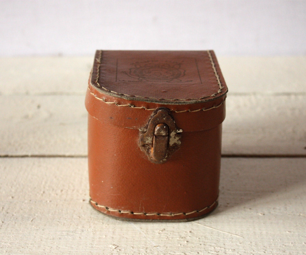LOVELY  old french Mini BOX Carton SUITCASE