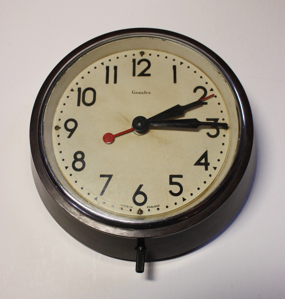ORIGINAL vintage industrial factory office electric WALL CLOCK with brown bakelite case