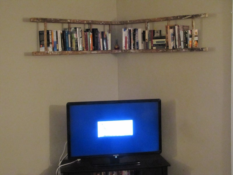 Antique Wooden Ladder Bookshelf