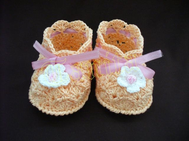 Baby Booties Crochet Pattern