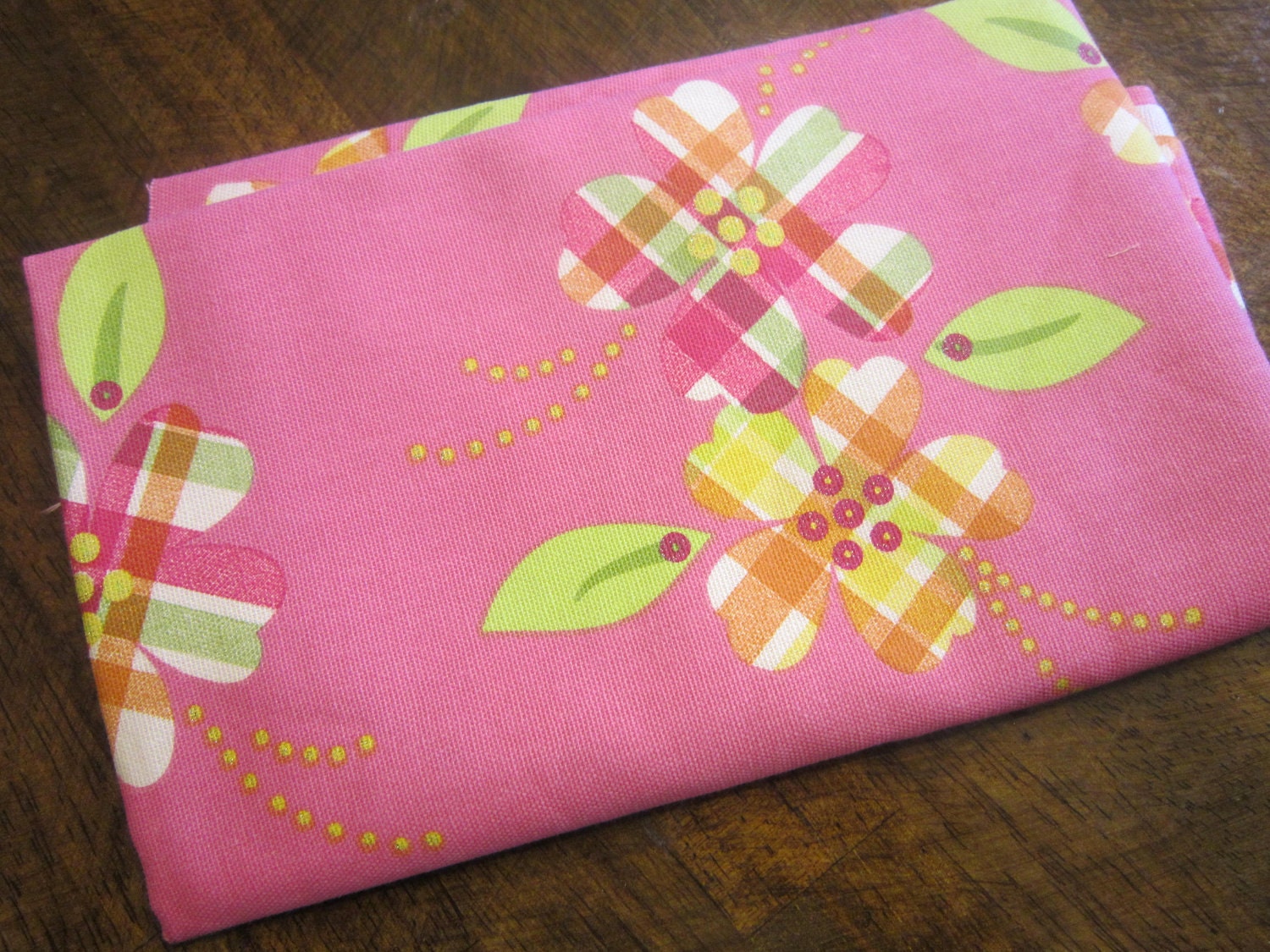 Pink Floral Decorator Fabric PreTeen Girl 1 Yard
