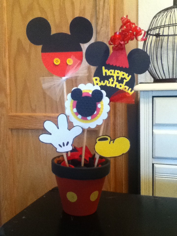 Custom listing for maddie 10 Mickey centerpieces