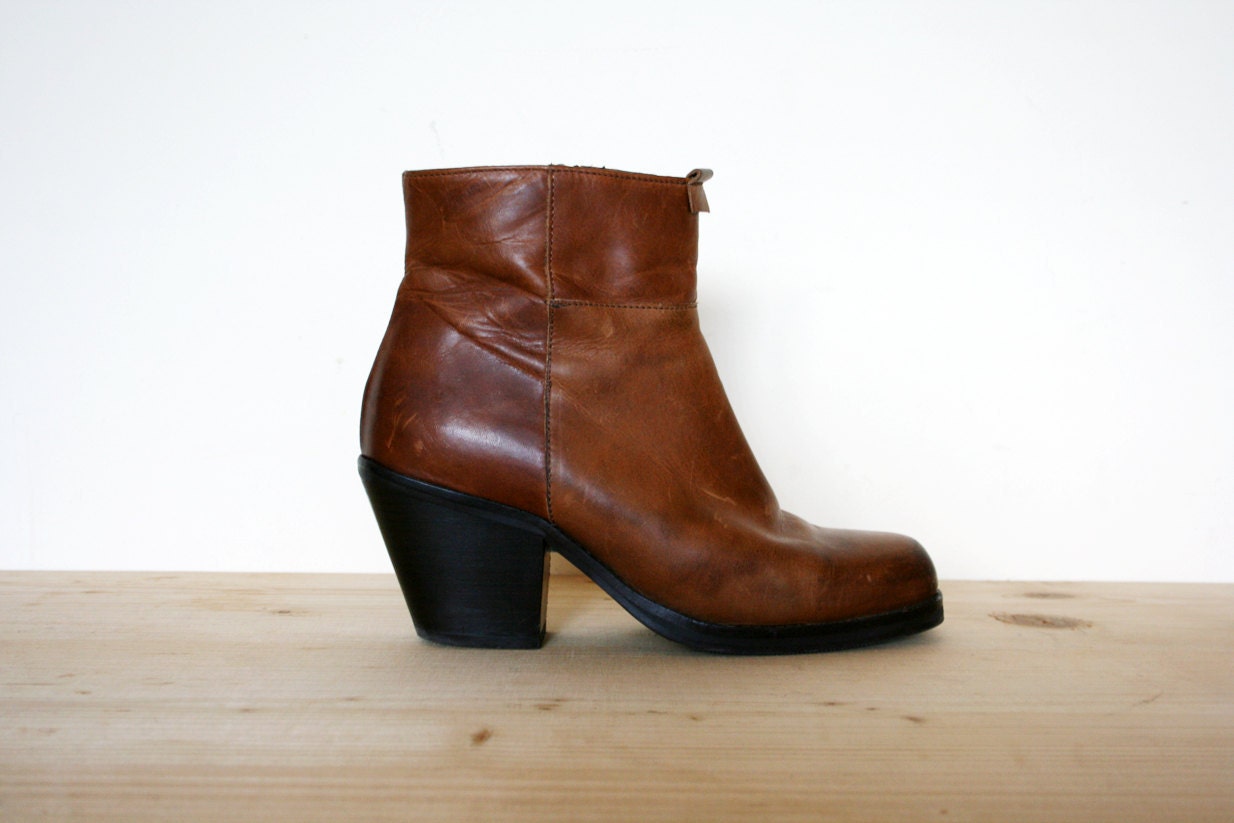 Vintage 90s Rustic Brown Leather Chunk Wedge Heel Ankle Boots - BoBoVintage Vintage 90s Rustic Brown Leather Chunk Wedge Heel Ankle Boots - BoBoVintage