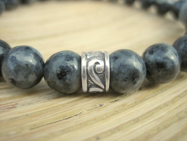 Mens Celtic Bracelets on Mens Black Moonstone Bracelet   Silver Celtic Band  Norwegian