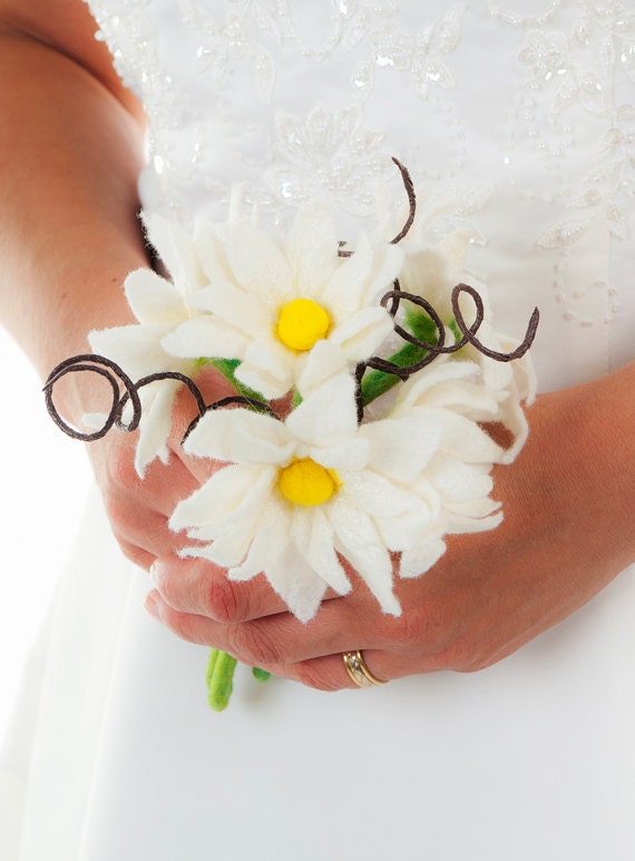 Bride Bouquet Bridal Bouquet Wedding Flowers Rustic Bouquet Unique Wedding Flower Bouquet White / Ivory handmade Daisy