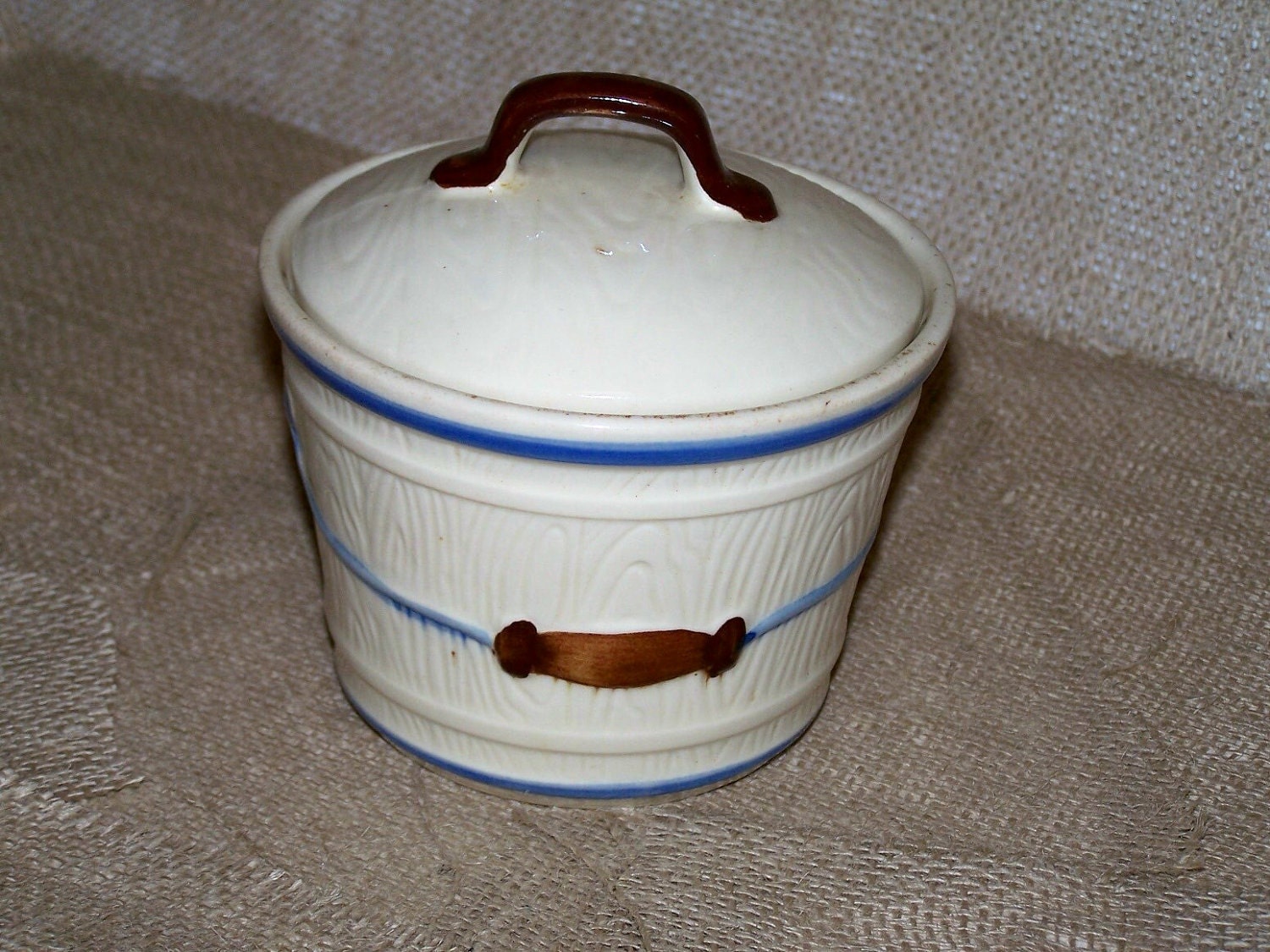 Shawnee Grease Jar Lidded Mid Century