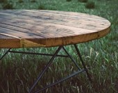 Z I G  tripod round coffee table