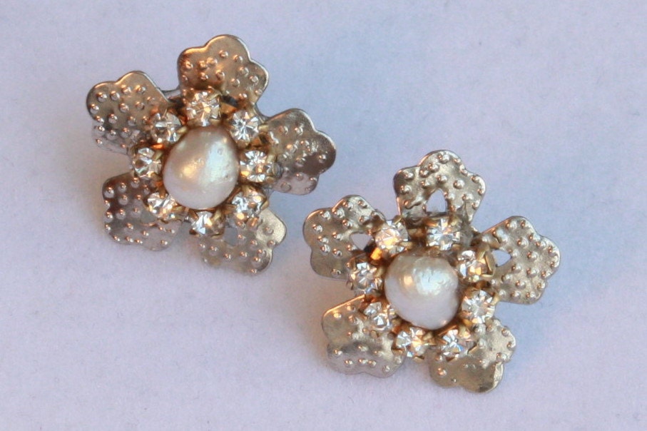 Bridal Real Pearls Rhinestone Earrings, Jewelry, Silver, Victorian Wedding , Crystals,Bridesmaids  , Vintage Wedding, Birkin Collection