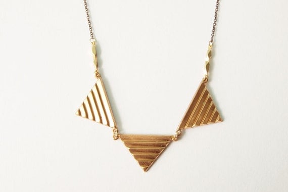 Geometric Necklace : Brass Triangle Buntings