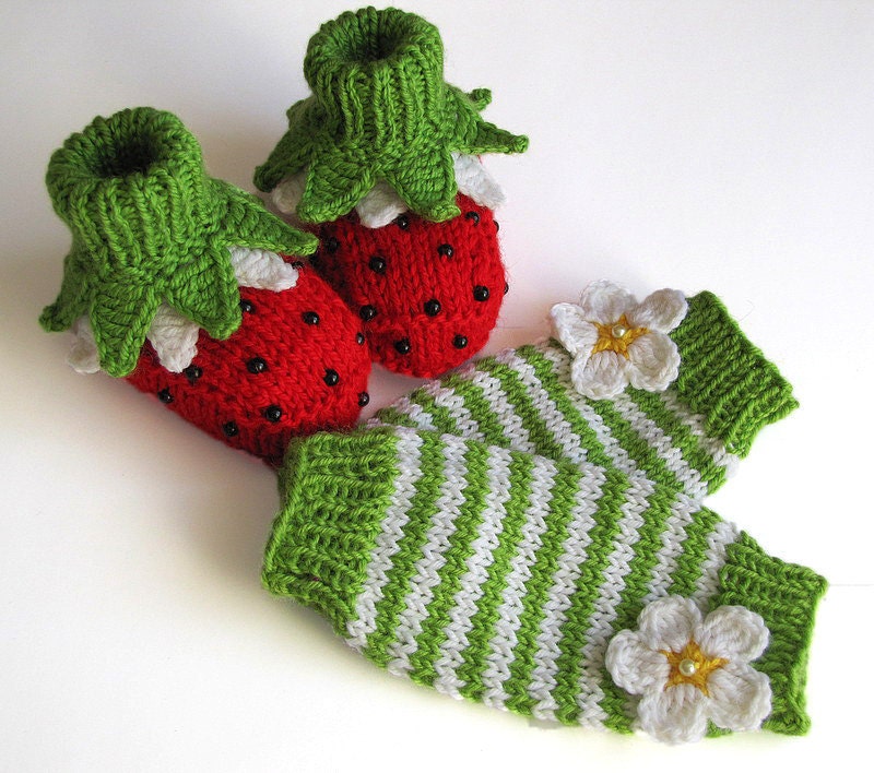 Baby set Ladybugs - booties and leg warmers/3-6M