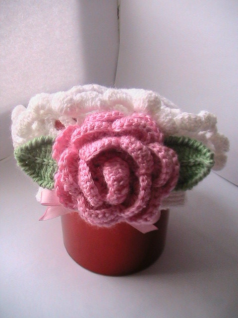 Crochet Girls Pink Rose Hat, Crochet Beret Pink Flower, Girls Beret in Pearl White, Crocheted Toddler girl hat, Beret with Rose Pink Flower