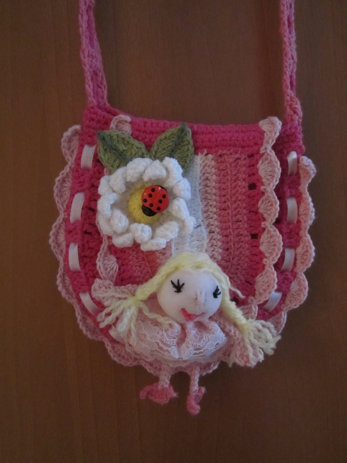 Crochet girls purse with doll clip. Hot Pink pouch with flowers and ladybug. Crochet girls handbag