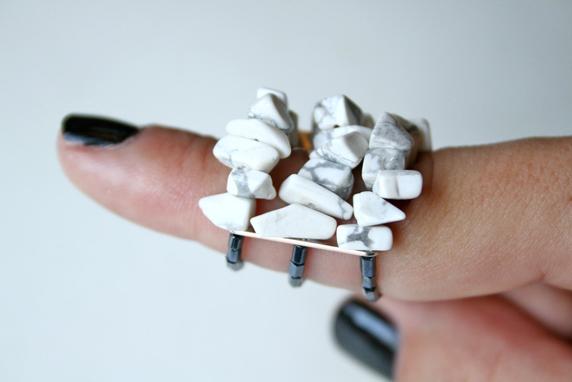 White and Gray Howlite Stone Cluster Cocktail Ring