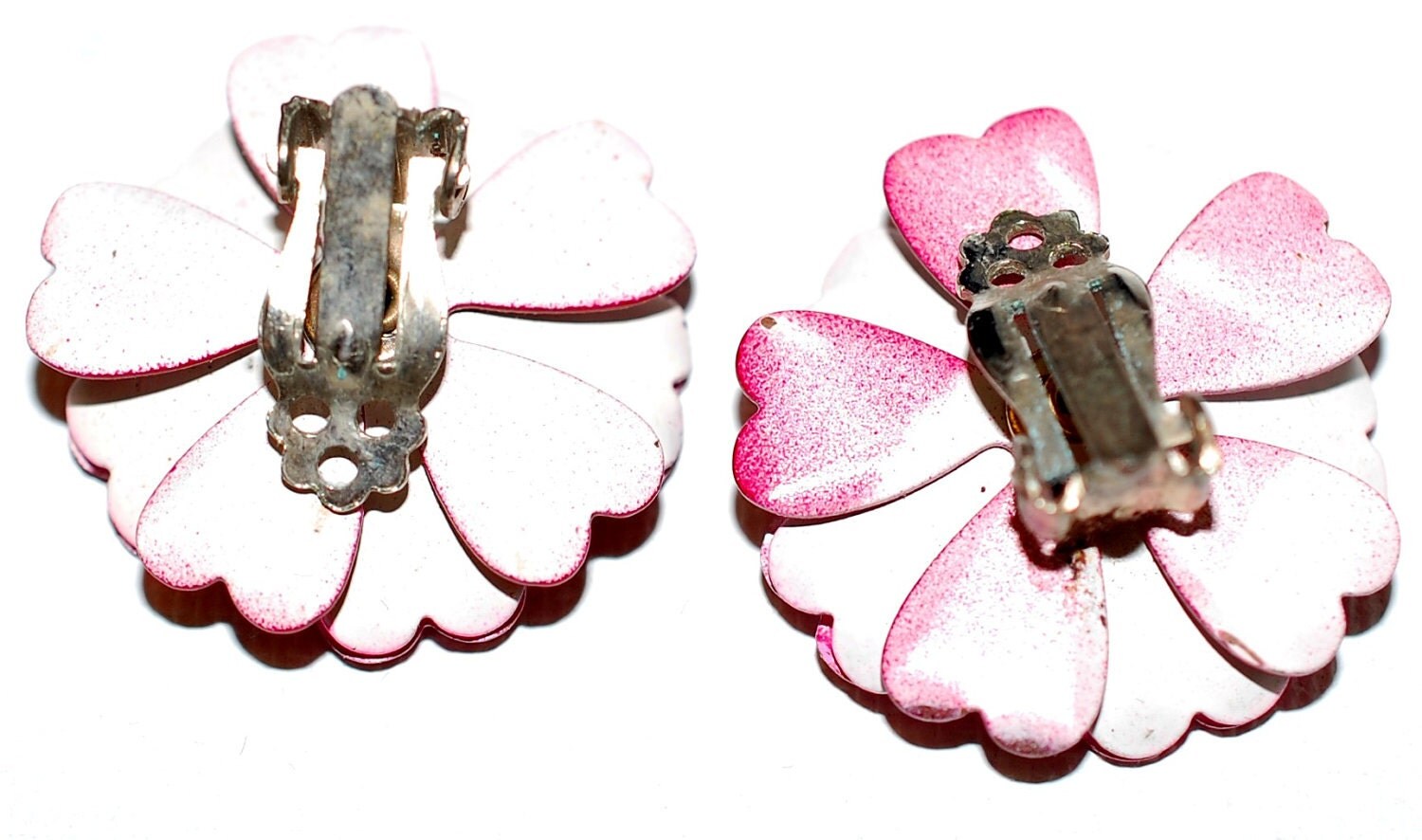 Perfect Mom & Daughter Gift - Mod 60s Flower Earrings - 2 pairs